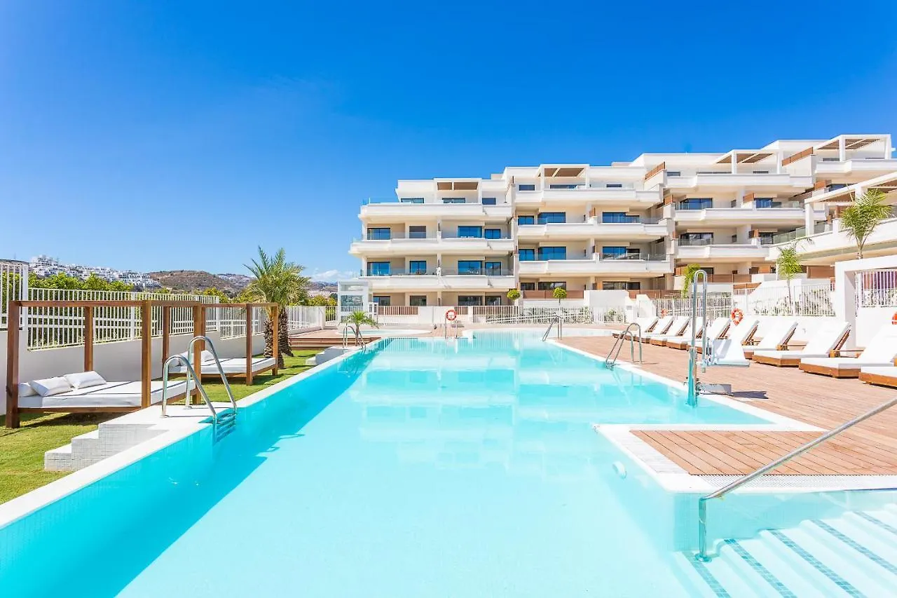 Vida Feliz: Beachside Luxury Apartment with Sea Views La Cala De Mijas