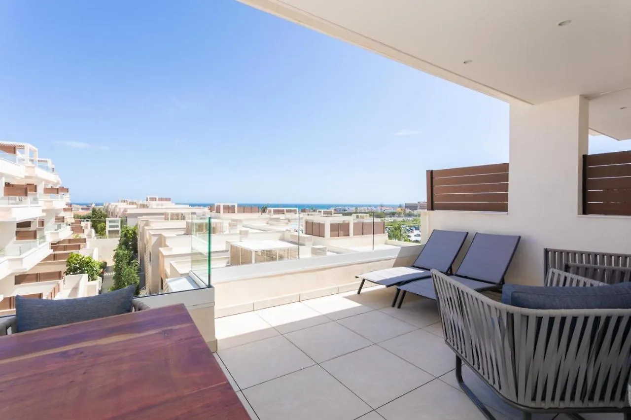 Vida Feliz: Beachside Luxury Apartment with Sea Views La Cala De Mijas Spain